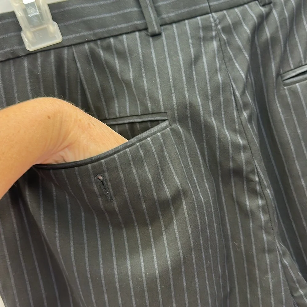 Perry Ellis Black Pinstripe 4 Pocket Flat Front Straight Dress Pants Men 33 x 30